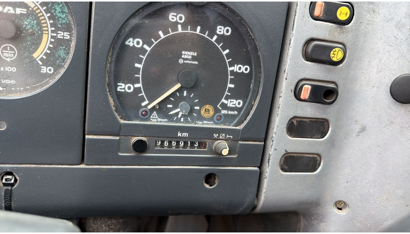 Vacuum truck DAF 75 ATI 270 (10500 L / MANUAL PUMP / MANUAL GEARBOX / STEEL SUSP. / LAMES / POMPE MANUELLE): picture 18