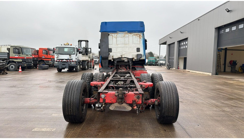 Iveco EUROSTAR 440 E 42 (MANUAL PUMP / POMPE MANUELLE / MANUAL GEARBOX / 6X2) - Cab chassis truck: picture 5 Iveco EUROSTAR 440 E 42 (MANUAL PUMP / POMPE MANUELLE / MANUAL GEARBOX / 6X2) - Cab chassis truck: picture 5