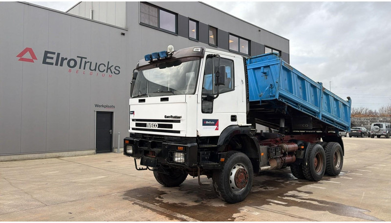 Iveco Eurotrakker 260 E 37 (6X6 / POMPE MANUELLE / MANUAL PUMP / BIG AXLE / LAMES / STEEL SUSP.) - Tipper: picture 1 Iveco Eurotrakker 260 E 37 (6X6 / POMPE MANUELLE / MANUAL PUMP / BIG AXLE / LAMES / STEEL SUSP.) - Tipper: picture 1