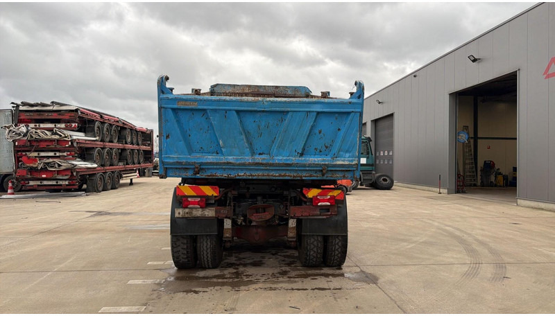 Iveco Eurotrakker 260 E 37 (6X6 / POMPE MANUELLE / MANUAL PUMP / BIG AXLE / LAMES / STEEL SUSP.) - Tipper: picture 5 Iveco Eurotrakker 260 E 37 (6X6 / POMPE MANUELLE / MANUAL PUMP / BIG AXLE / LAMES / STEEL SUSP.) - Tipper: picture 5