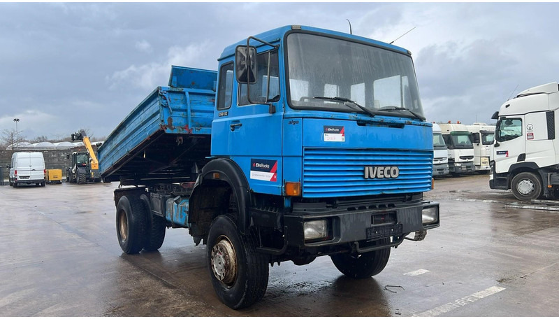 Iveco Magirus 170 - 25 (WATER COOLING / 6 CYLINDRES EN LIGNE / REFROIDDISSEMENT L'EAU / 4X4) - Tipper: picture 3 Iveco Magirus 170 - 25 (WATER COOLING / 6 CYLINDRES EN LIGNE / REFROIDDISSEMENT L'EAU / 4X4) - Tipper: picture 3