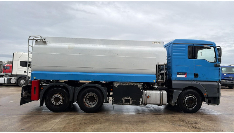 MAN TGA 26.360 (POMPE MANUELLE / 17000L / MANUAL PUMP / MANUAL GEARBOX / BOITE MANUELLE) - Tank truck: picture 3 MAN TGA 26.360 (POMPE MANUELLE / 17000L / MANUAL PUMP / MANUAL GEARBOX / BOITE MANUELLE) - Tank truck: picture 3