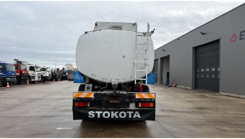 MAN TGA 26.360 (POMPE MANUELLE / 17000L / MANUAL PUMP / MANUAL GEARBOX / BOITE MANUELLE) - Tank truck: picture 5 MAN TGA 26.360 (POMPE MANUELLE / 17000L / MANUAL PUMP / MANUAL GEARBOX / BOITE MANUELLE) - Tank truck: picture 5