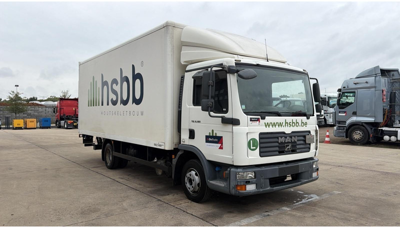 MAN TGL 8.180 (BELGIAN TRUCK / PERFECT CONDITION / MANUAL GEARBOX / LAMES / STEEL SUSP.) - Box truck: picture 3 MAN TGL 8.180 (BELGIAN TRUCK / PERFECT CONDITION / MANUAL GEARBOX / LAMES / STEEL SUSP.) - Box truck: picture 3