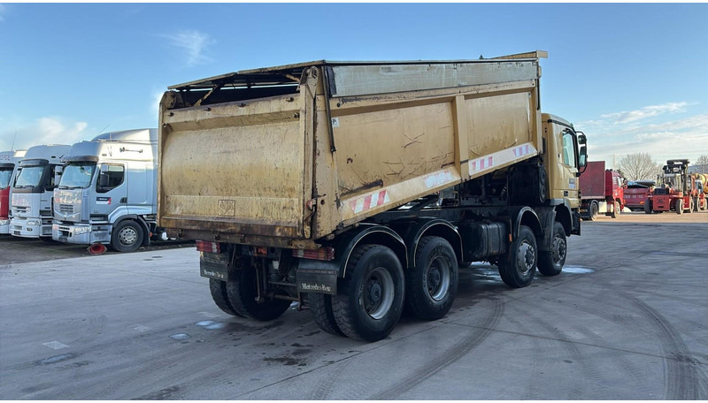 Mercedes-Benz Actros 4141 (8X8 / BOITE MANUELLE / MANUAL GEARBOX / STEEL / LAMES / MP2 / V6) - Tipper: picture 4 Mercedes-Benz Actros 4141 (8X8 / BOITE MANUELLE / MANUAL GEARBOX / STEEL / LAMES / MP2 / V6) - Tipper: picture 4