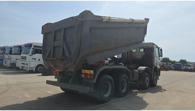 Mercedes-Benz Actros 4141 (EPS / 8X6 / GRAND PONT / BIG AXLE / LAMES / STEEL / V6) - Tipper: picture 5 Mercedes-Benz Actros 4141 (EPS / 8X6 / GRAND PONT / BIG AXLE / LAMES / STEEL / V6) - Tipper: picture 5
