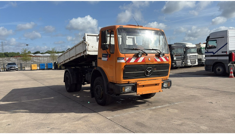 Mercedes-Benz SK 1628 (V8 / LAMES / GRAND PONT / POMPE MANUELLE) - Tipper: picture 3 Mercedes-Benz SK 1628 (V8 / LAMES / GRAND PONT / POMPE MANUELLE) - Tipper: picture 3