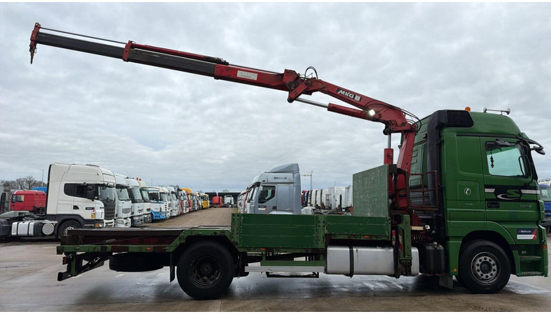 Mercedes-Benz actros 1844 (EPS / GRUE MKG 175 / CRANE MKG 175 / LAMES DEVANT / FRONT STEEL / PERFECT CONDITION / MP2) - Dropside/ Flatbed truck, Crane truck: picture 3 Mercedes-Benz actros 1844 (EPS / GRUE MKG 175 / CRANE MKG 175 / LAMES DEVANT / FRONT STEEL / PERFECT CONDITION / MP2) - Dropside/ Flatbed truck, Crane truck: picture 3