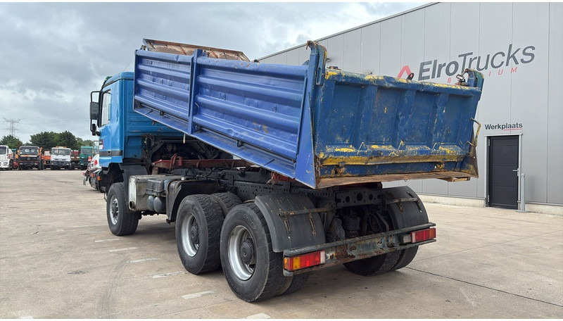 Tipper Mercedes-Benz actros 3340 (6X6 / BOITE MANUELLE /MANUAL GEARBOX / 3 PONTS / V6 / MP1): picture 7