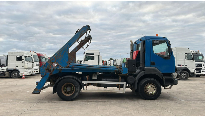 Renault KERAX (GRAND PONT / LAMES / PROPRE / BOITE MANUELLE / STEEL SUSP.) - Skip loader truck: picture 4 Renault KERAX (GRAND PONT / LAMES / PROPRE / BOITE MANUELLE / STEEL SUSP.) - Skip loader truck: picture 4