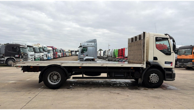 Renault Midlum 270 (18 TONNES / BOITE MANUELLE / MANUAL GEARBOX / GOOD CONDITION) - Dropside/ Flatbed truck: picture 4 Renault Midlum 270 (18 TONNES / BOITE MANUELLE / MANUAL GEARBOX / GOOD CONDITION) - Dropside/ Flatbed truck: picture 4
