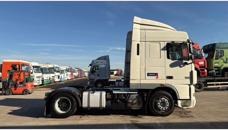 DAF XF 105.460 (BOITE MANUELLE / MANUAL GEARBOX) - Tractor unit: picture 4 DAF XF 105.460 (BOITE MANUELLE / MANUAL GEARBOX) - Tractor unit: picture 4