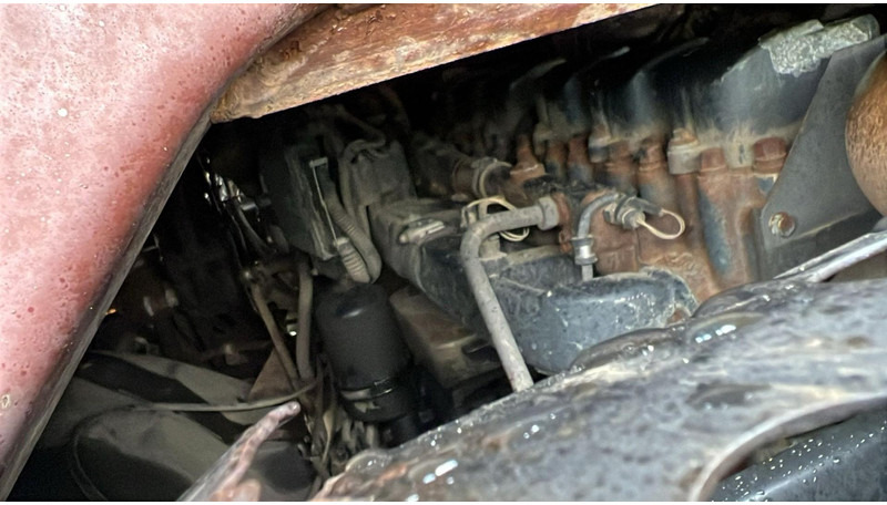 Tractor unit Renault AE 440 Magnum E-tech (BOITE MANUELLE / MANUAL GEARBOX): picture 16