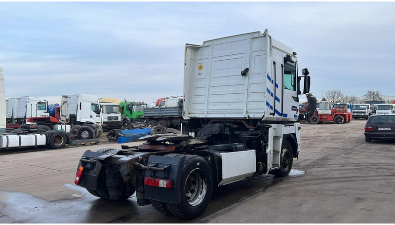 Renault AE 440 Magnum E-tech (BOITE MANUELLE / MANUAL GEARBOX) - Tractor unit: picture 4 Renault AE 440 Magnum E-tech (BOITE MANUELLE / MANUAL GEARBOX) - Tractor unit: picture 4