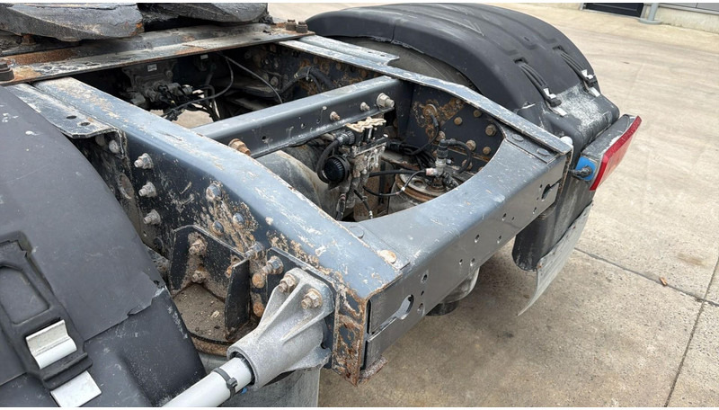 Tractor unit Renault Premium 450 DXI (BOITE MANUELLE / MANUAL GEARBOX): picture 11