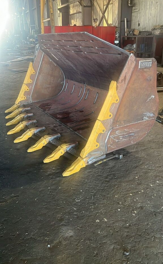 Caterpillar 950 Heavy Duty Bucket - Loader bucket: picture 1 Caterpillar 950 Heavy Duty Bucket - Loader bucket: picture 1