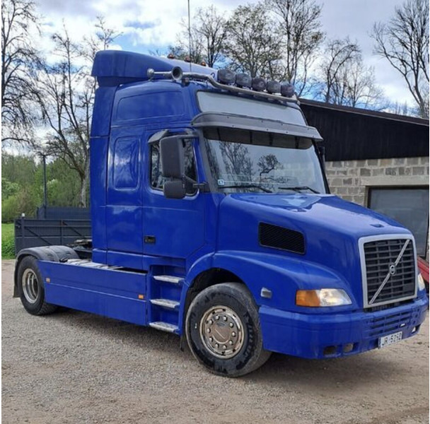 Volvo NH12 - Tractor unit: picture 2 Volvo NH12 - Tractor unit: picture 2