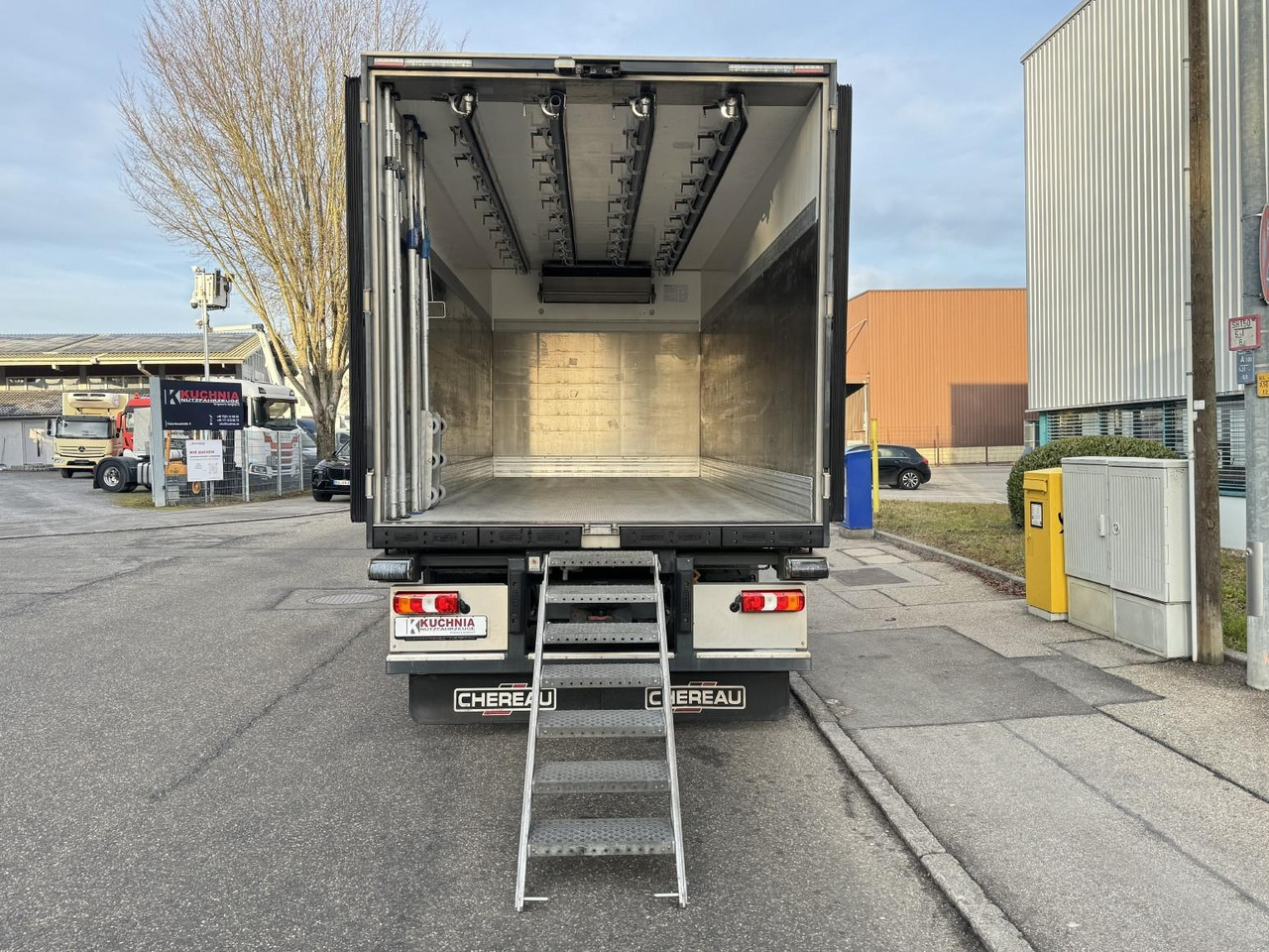 Mercedes-Benz Atego 1627L 4-Fleisch-Rohrbahnen TK T-1000R TOP - Refrigerator truck: picture 2 Mercedes-Benz Atego 1627L 4-Fleisch-Rohrbahnen TK T-1000R TOP - Refrigerator truck: picture 2