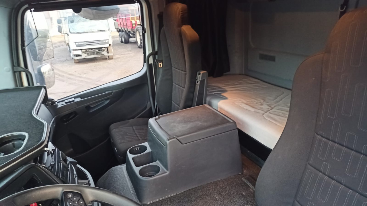 Autotransporter truck Mercedes-Benz Atego 1227: picture 10