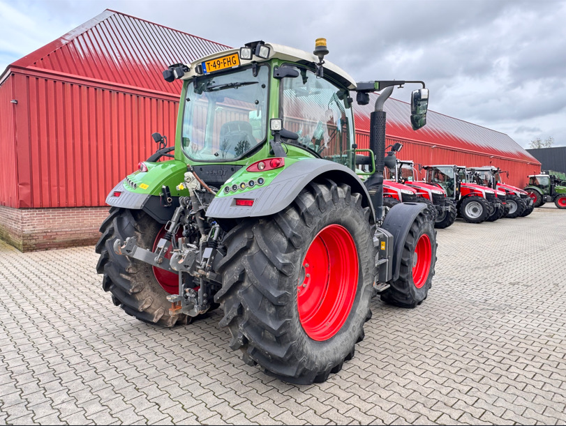 FENDT 513 Vario S4 PowerPlus - Farm tractor: picture 4 FENDT 513 Vario S4 PowerPlus - Farm tractor: picture 4