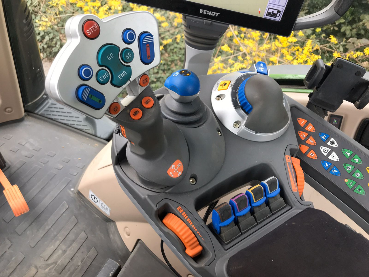 Farm tractor FENDT 514 Vario S4 ProfiPlus: picture 30 Farm tractor FENDT 514 Vario S4 ProfiPlus: picture 30