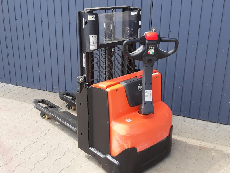 BT SWE 200 D - Stacker: picture 4 BT SWE 200 D - Stacker: picture 4
