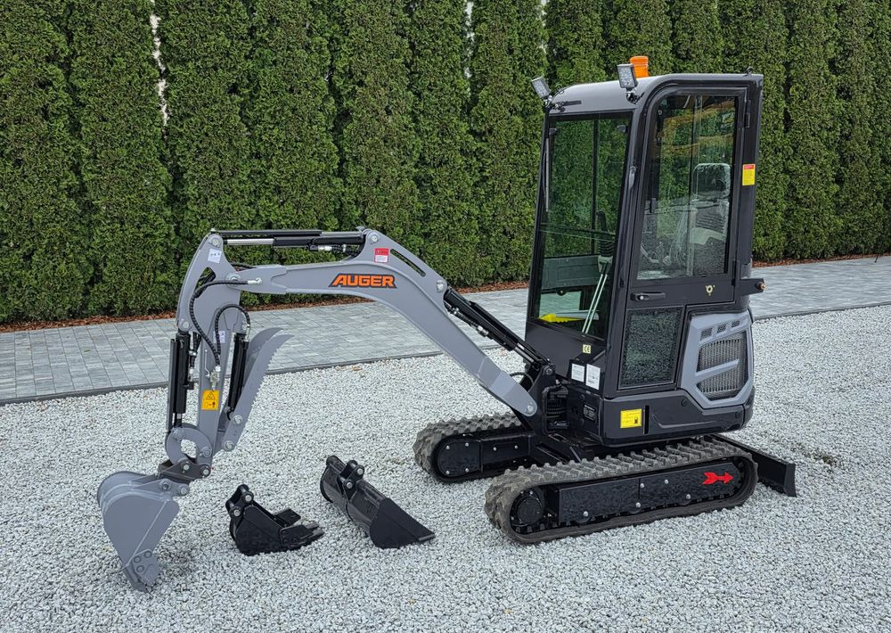 New Mini excavator Kubota AUGER NM 18, SILNIK LAIDONG, 3 ŁYŻKI, MINIKOPARKA: picture 1