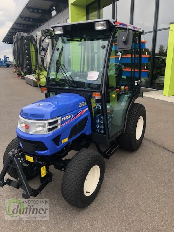 Iseki TM 3217 AHLK - Municipal tractor: picture 1 Iseki TM 3217 AHLK - Municipal tractor: picture 1