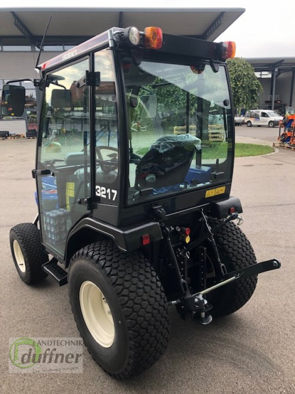 Iseki TM 3217 AHLK - Municipal tractor: picture 4 Iseki TM 3217 AHLK - Municipal tractor: picture 4