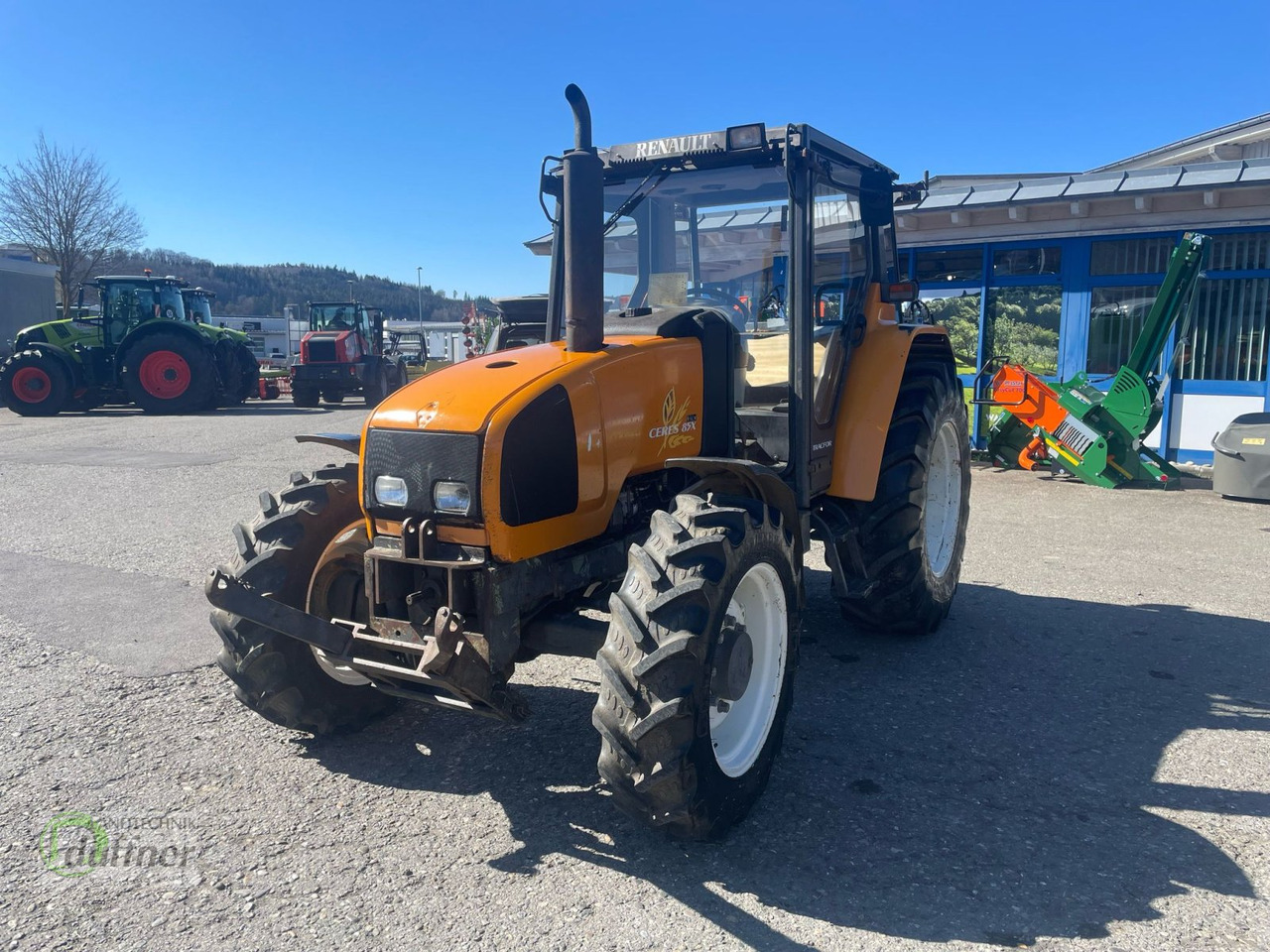 Renault Ceres 85 X - Farm tractor: picture 2 Renault Ceres 85 X - Farm tractor: picture 2