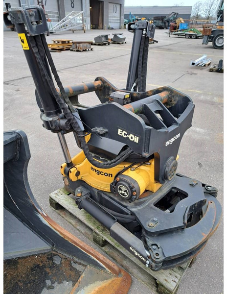 Attachment for Construction machinery Engcon EC233, OQ80, GB29 = Rotator + Coupler + Gripper +: picture 8