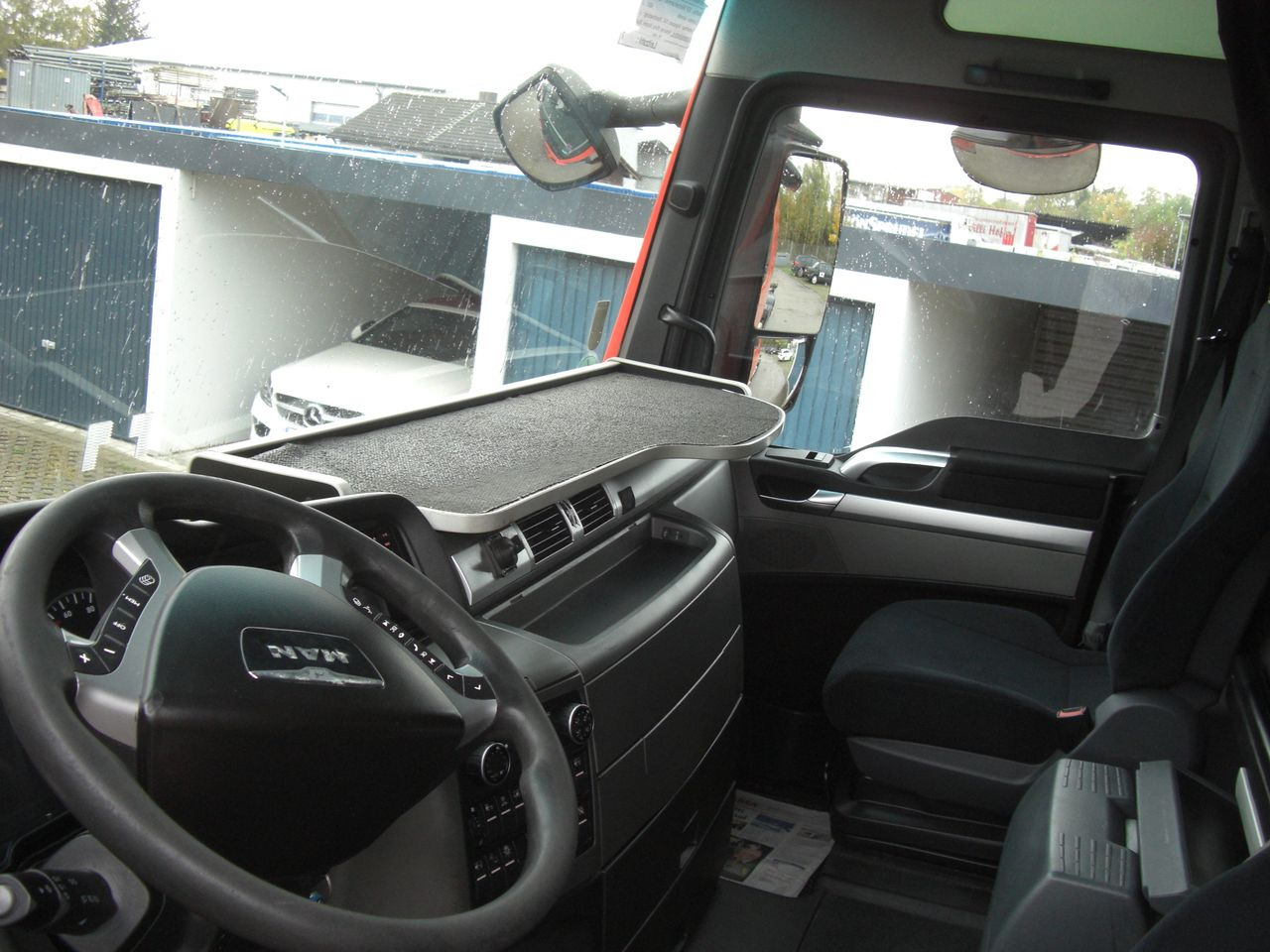 Container transporter/ Swap body truck MAN 18360TGS / XXL / LBW: picture 11