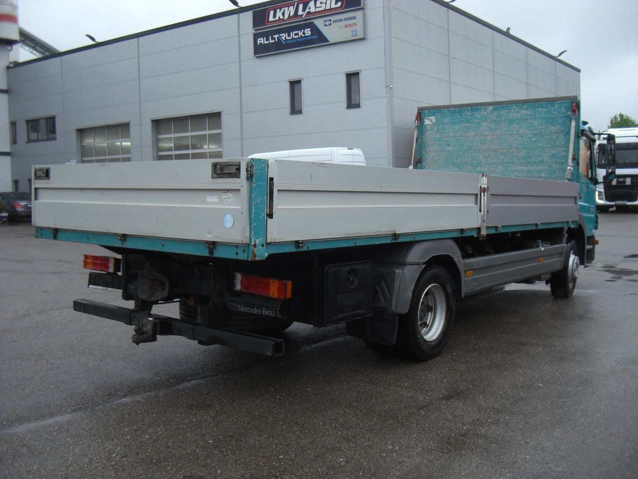 Mercedes-Benz 1222 Atego - Dropside/ Flatbed truck: picture 3 Mercedes-Benz 1222 Atego - Dropside/ Flatbed truck: picture 3