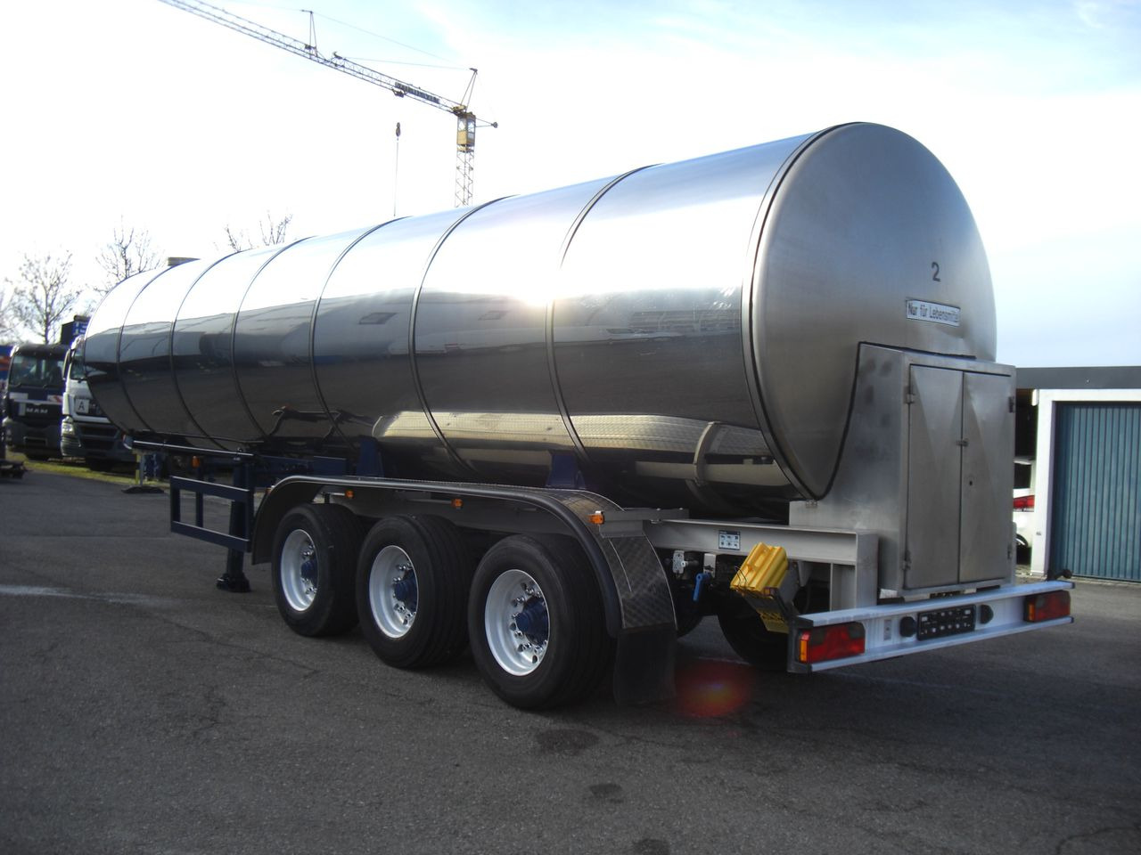Wangen/Magyar SRP3MEB /BIERTANK - Tank semi-trailer: picture 4 Wangen/Magyar SRP3MEB /BIERTANK - Tank semi-trailer: picture 4