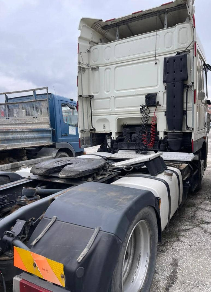 DAF XF 105 - Tractor unit: picture 3 DAF XF 105 - Tractor unit: picture 3
