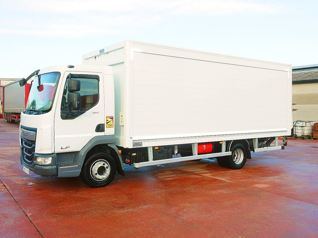 DAF LF 180.12 GETRANKEWAGEN KLIMA LUFT - Beverage truck: picture 4 DAF LF 180.12 GETRANKEWAGEN KLIMA LUFT - Beverage truck: picture 4