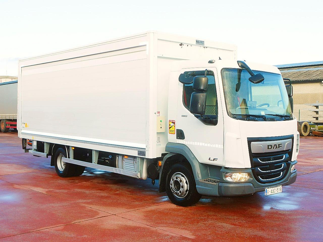 DAF LF 180.12 GETRANKEWAGEN KLIMA LUFT - Beverage truck: picture 2 DAF LF 180.12 GETRANKEWAGEN KLIMA LUFT - Beverage truck: picture 2