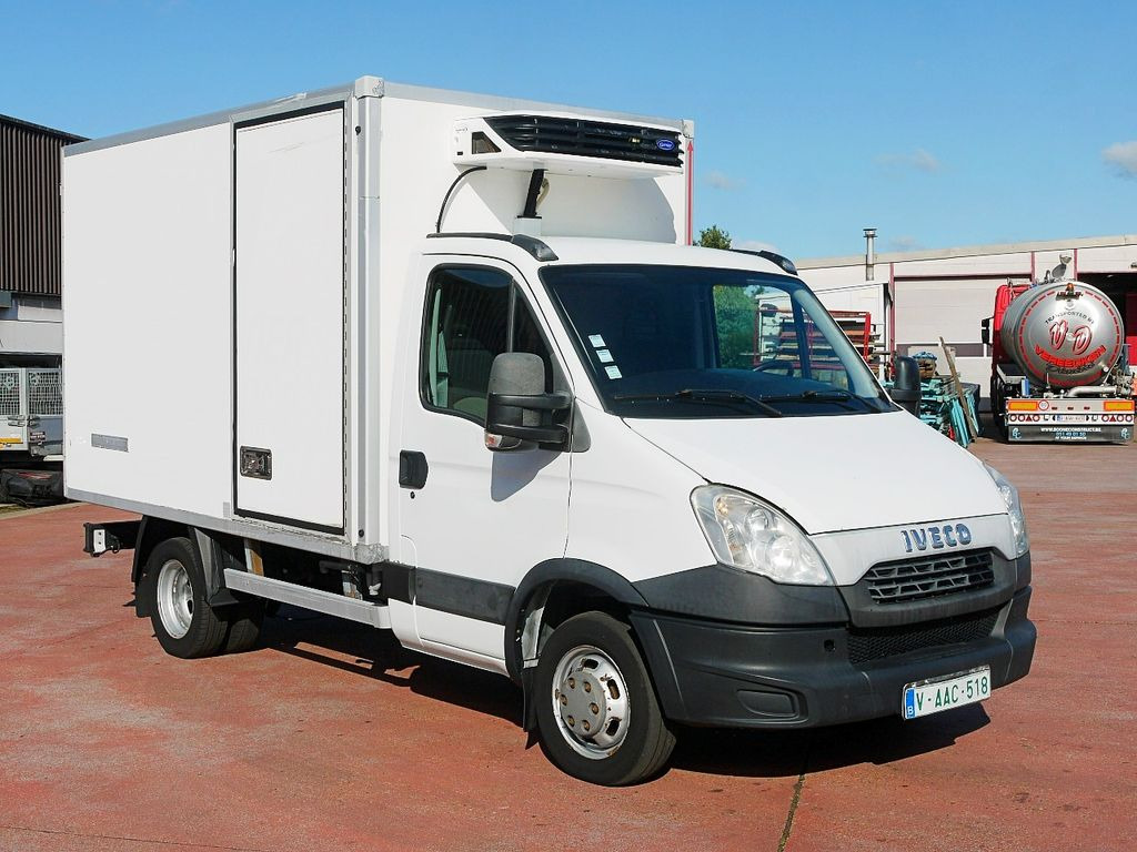 Iveco 35C13 DAILY KUHLKOFFER CARRIER XARIOS 300 -20C Iveco 35C13 DAILY KUHLKOFFER CARRIER XARIOS 300 -20C - Refrigerated van: picture 2 Iveco 35C13 DAILY KUHLKOFFER CARRIER XARIOS 300 -20C Iveco 35C13 DAILY KUHLKOFFER CARRIER XARIOS 300 -20C - Refrigerated van: picture 2