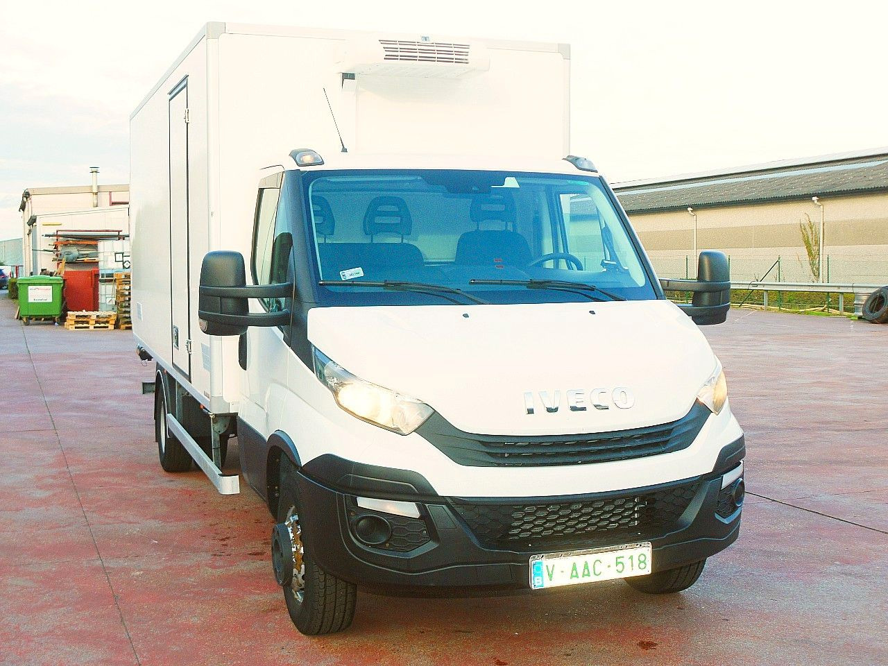 Iveco 70C18 DAILY KUHLKOFFE THERMOKING V300 LBW A/C - Refrigerated van: picture 1 Iveco 70C18 DAILY KUHLKOFFE THERMOKING V300 LBW A/C - Refrigerated van: picture 1