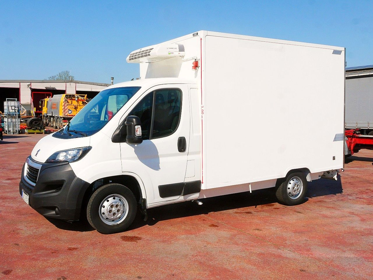 Peugeot BOXER KUHLKOFFER THERMOKING V200 MULTI -20C A/C - Refrigerated van: picture 4 Peugeot BOXER KUHLKOFFER THERMOKING V200 MULTI -20C A/C - Refrigerated van: picture 4
