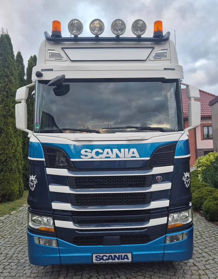 Scania R450 - Tractor unit: picture 2 Scania R450 - Tractor unit: picture 2