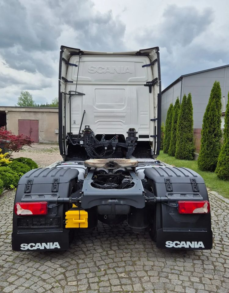 Scania R450 - Tractor unit: picture 5 Scania R450 - Tractor unit: picture 5