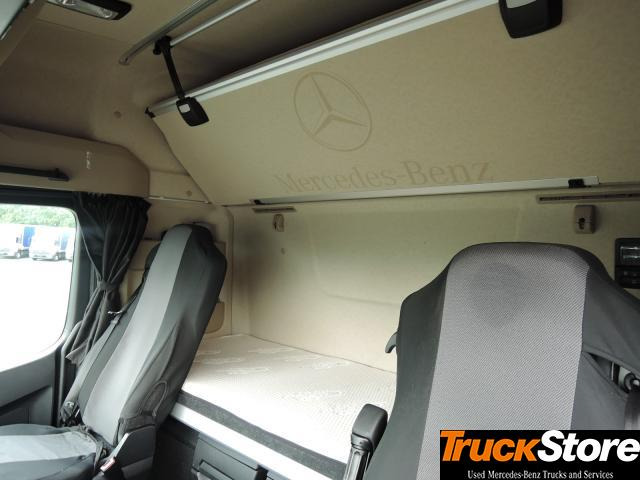 Tractor unit Mercedes-Benz Actros 1845 LS: picture 7