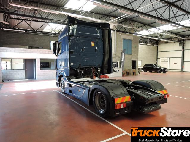 Mercedes-Benz Actros 1845 LS nRL - Tractor unit: picture 5 Mercedes-Benz Actros 1845 LS nRL - Tractor unit: picture 5