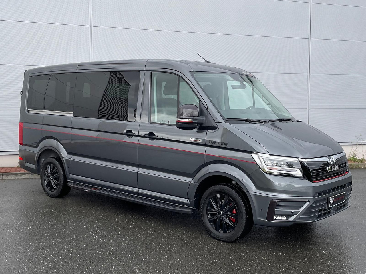 MAN TGE 3.180 Kombi L3H2 INDIVIDUAL S LED ACC NAV - Commercial vehicle: picture 2 MAN TGE 3.180 Kombi L3H2 INDIVIDUAL S LED ACC NAV - Commercial vehicle: picture 2