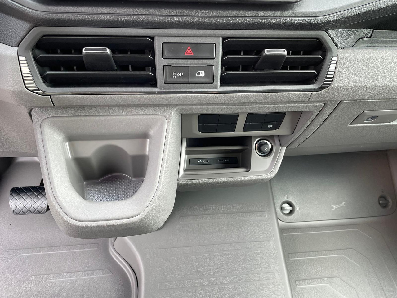 Commercial vehicle MAN TGE 3.180 L3H2 Kasten LED NAVI ACC LED STANDHZ: picture 36