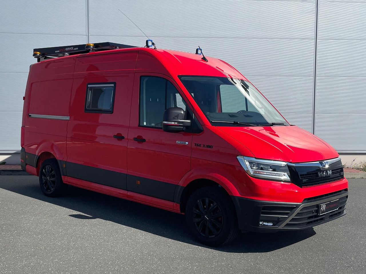 MAN TGE 3.180 L3H3 Individual S BF3+ BEGLEITFAHRZEUG - Commercial vehicle: picture 2 MAN TGE 3.180 L3H3 Individual S BF3+ BEGLEITFAHRZEUG - Commercial vehicle: picture 2