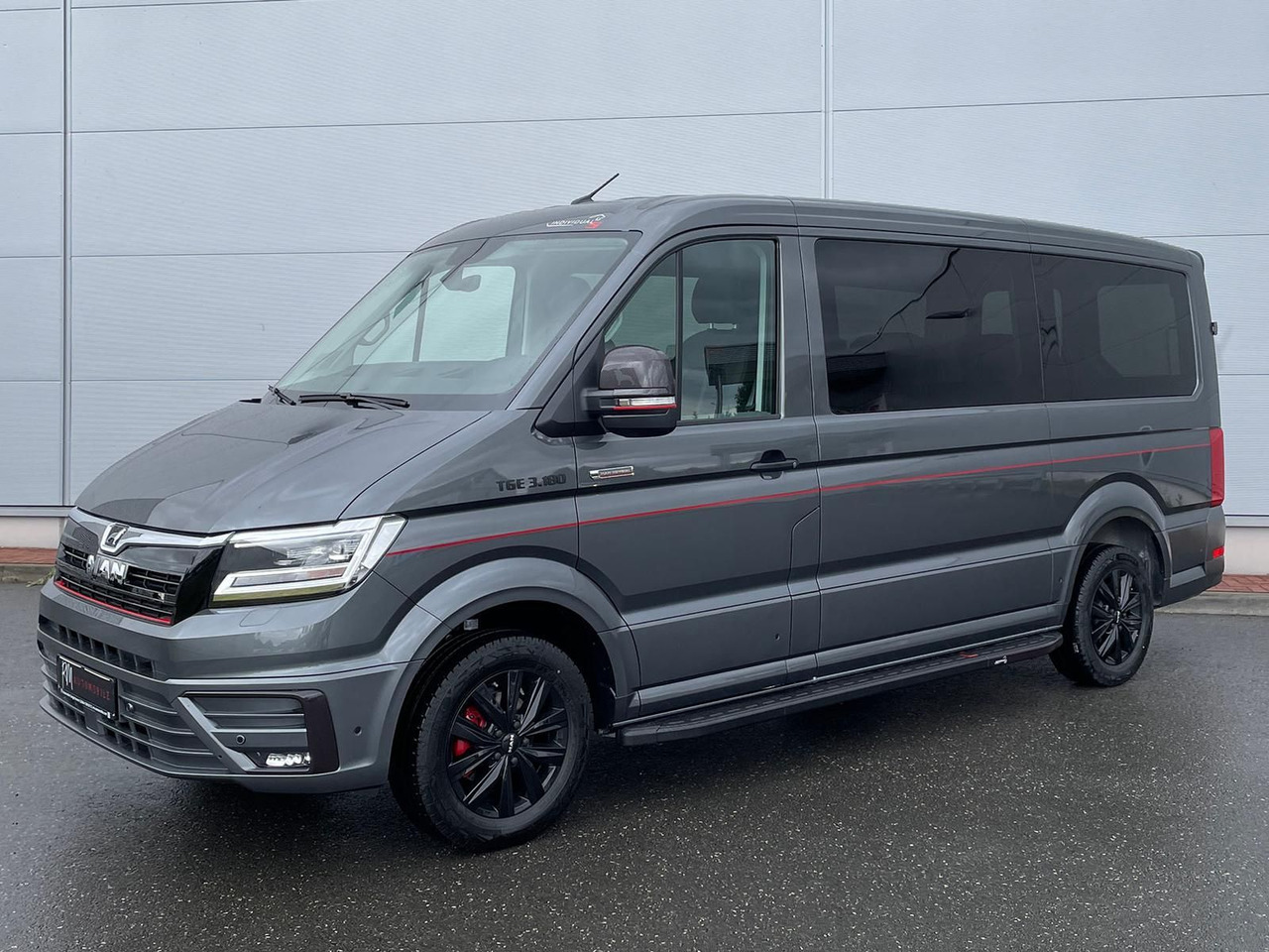 MAN TGE 3.180 Kombi L3H2 4x4 INDIVIDUAL S LED ACC - Minibus, Passenger van: picture 1 MAN TGE 3.180 Kombi L3H2 4x4 INDIVIDUAL S LED ACC - Minibus, Passenger van: picture 1