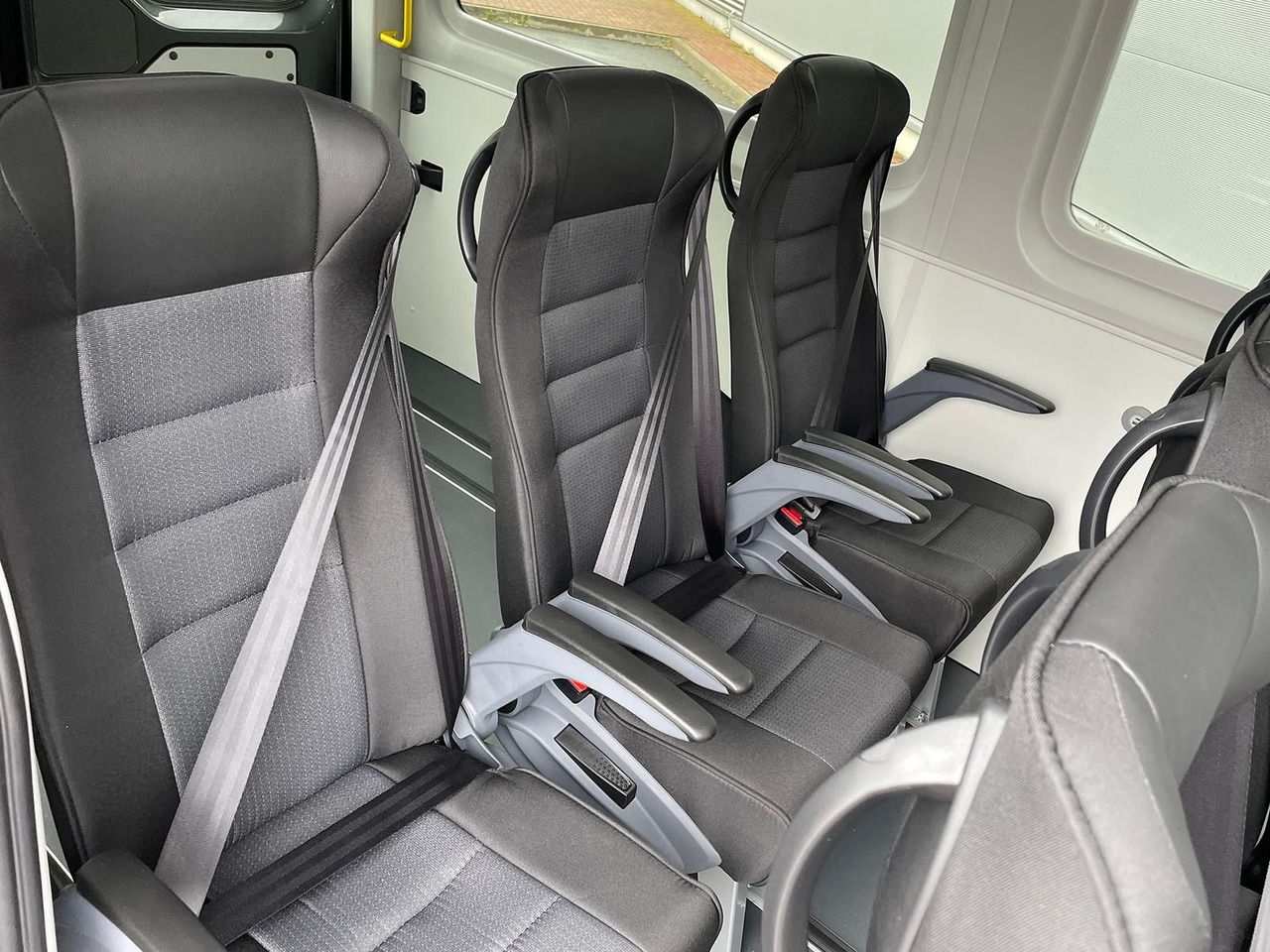 Minibus, Passenger van MAN TGE 3.180 Kombi L3H2 INDIVIDUAL S LED ACC NAV: picture 22