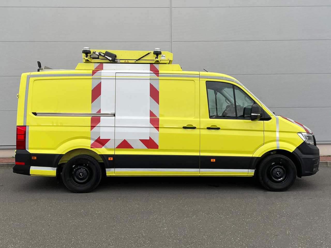 MAN TGE 3.180 L3H2 BF4 BEGLEITFAHRZEUG STANDHZ ACC - Panel van: picture 5 MAN TGE 3.180 L3H2 BF4 BEGLEITFAHRZEUG STANDHZ ACC - Panel van: picture 5